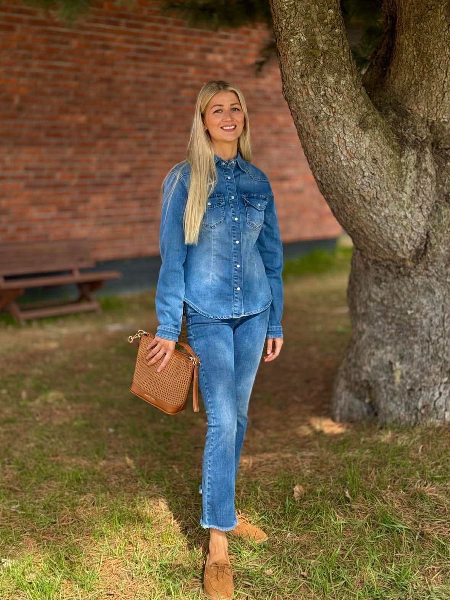 Shortcut Jeans